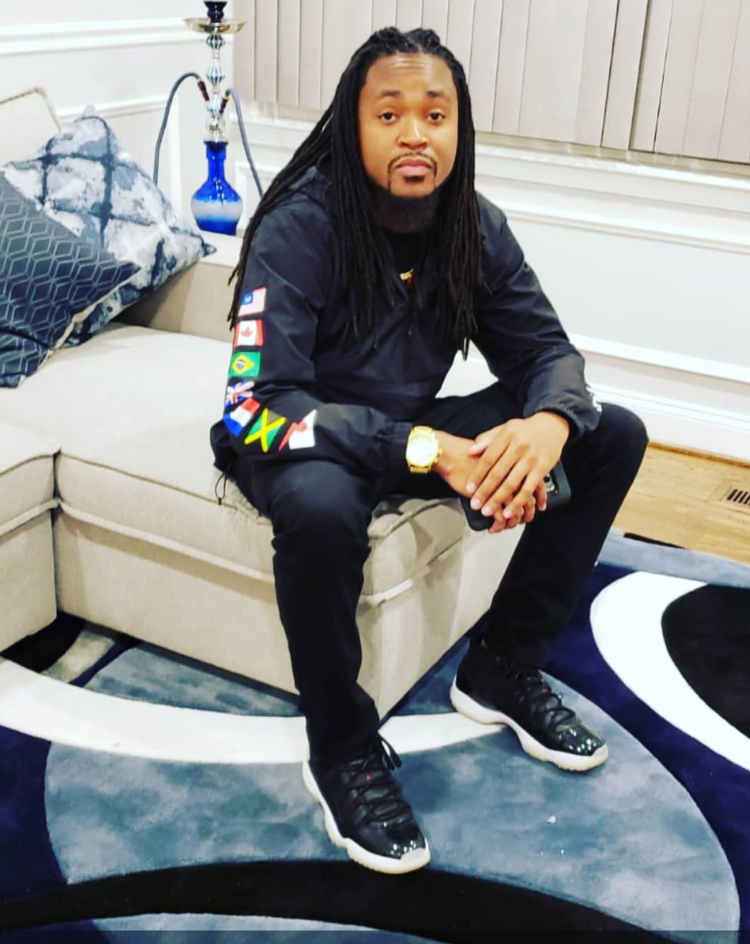 7AE8DD40-5EF9-481C-B501-5E6D82D4C46F