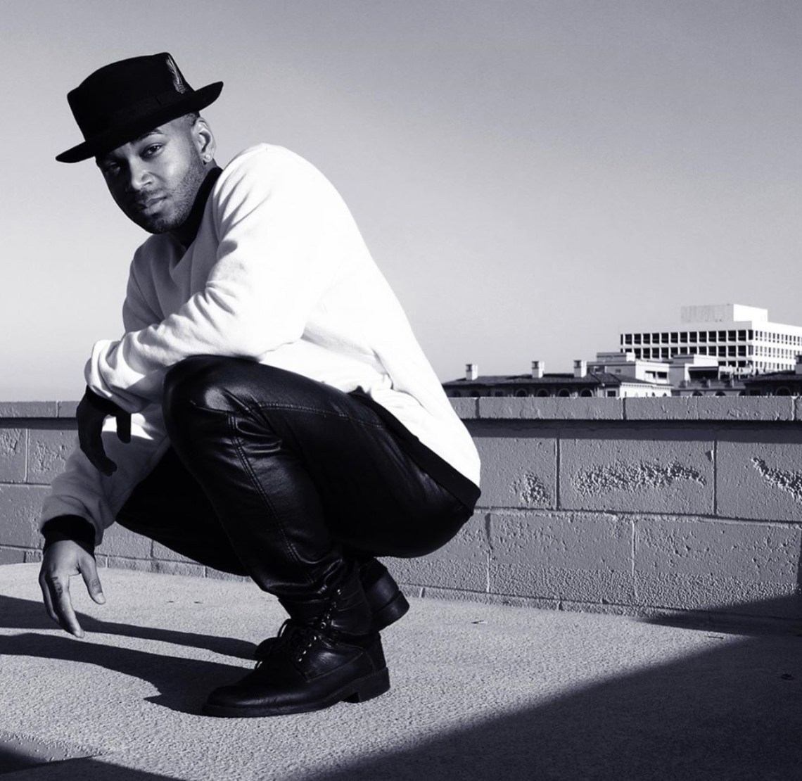 8DE76409-022D-4521-BD12-70C940526D2A