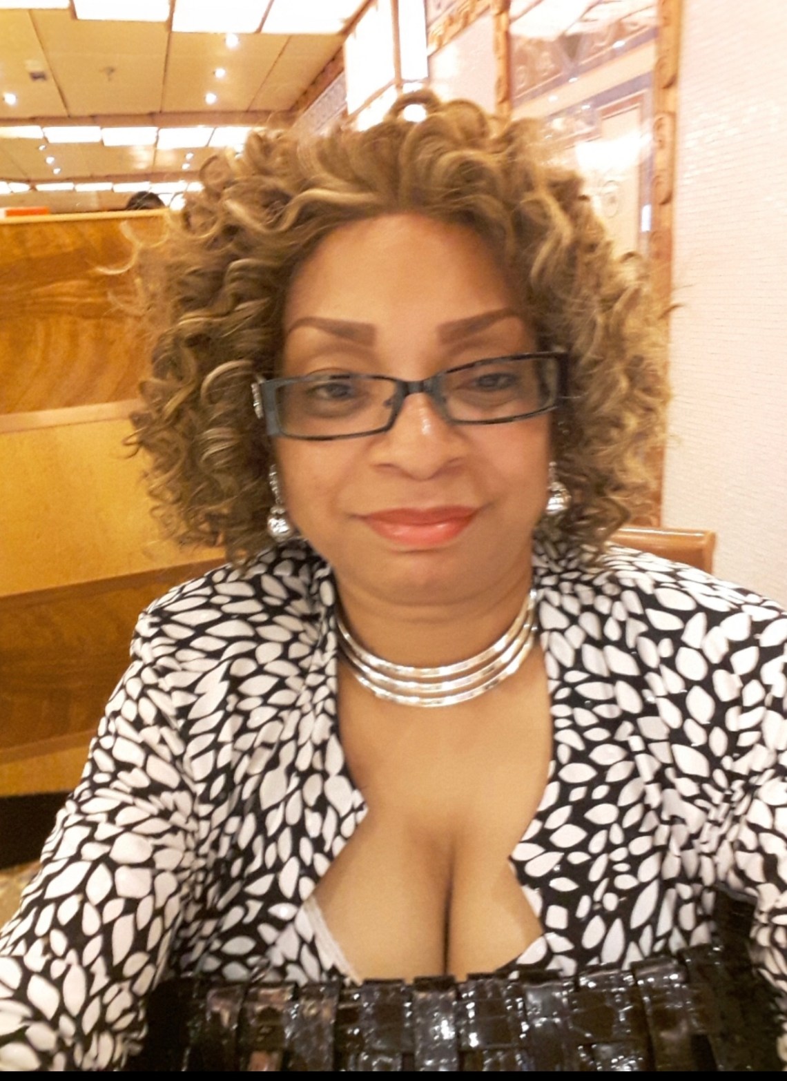 F1048B86-B84C-40FC-A69D-BFE5697B641C